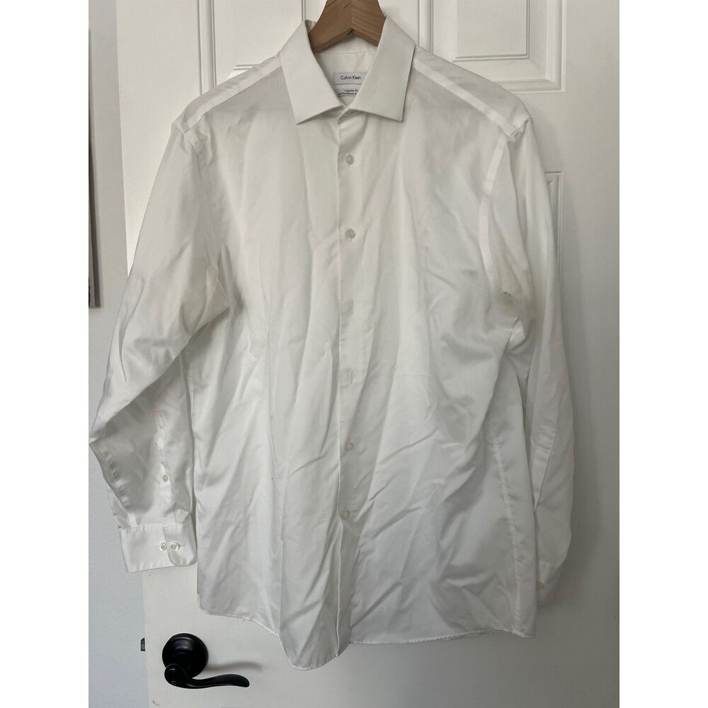 Calvin Klein White Regular Fit Performance Non-Iron Long Sleeve Dress Shirt